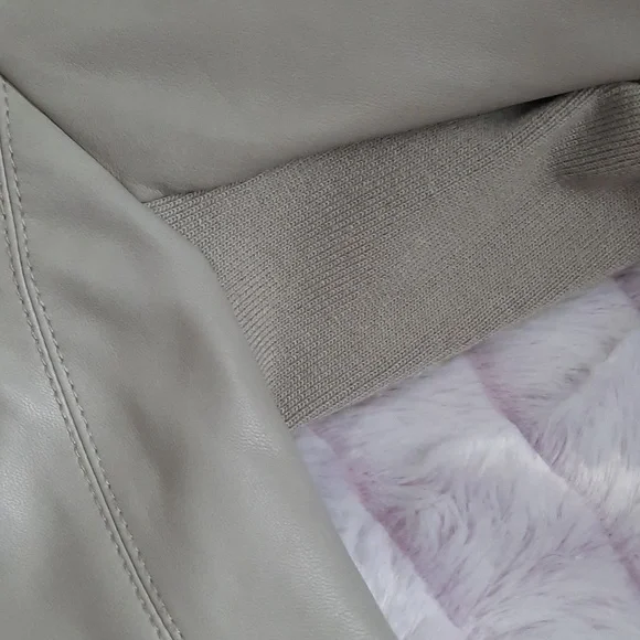 Bar III Grey Faux Leather Suede Open Front Zipper Pockets Flyaway Jacket Size S - Picture 8 of 15